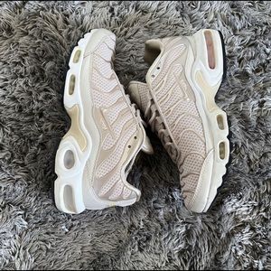 Air Max Plus prm